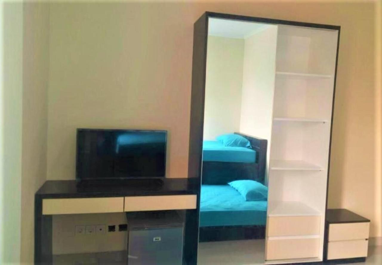 Giant Kost Hotell Tangerang Exteriör bild